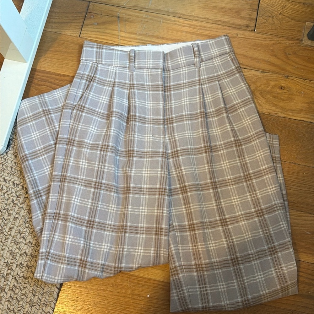 Aritzia Wilfred Effortless Pant Size 4